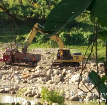 Tambang Ilegal di Bulukumba Main Kucing-Kucingan Dengan Polisi