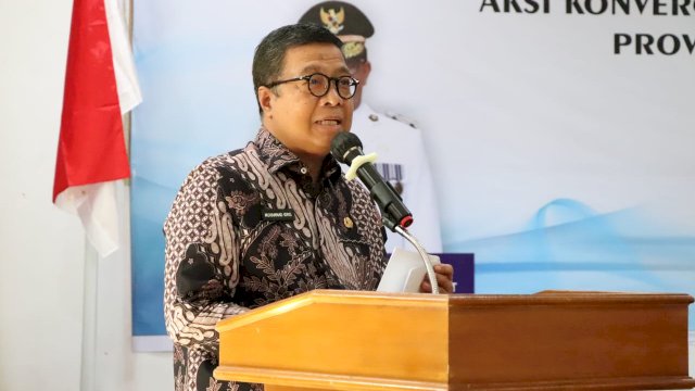 Sekprov Sulbar Muhammad Idris, membuka kegiatan Kinerja Aksi Konvergensi Penurunan Stunting Tahun 2022, Kamis (02/06/2022). (Istimewa)