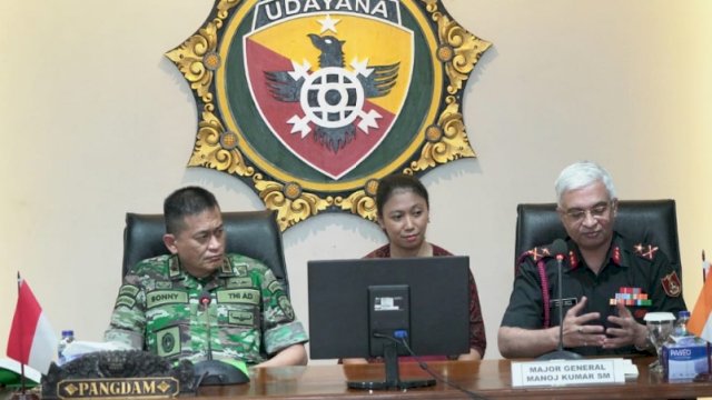 Pangdam IX/Udayana Mayjen TNI Sonny Aprianto menerima kunjungan kehormatan delegasi National Defence College (NDC) India Major General Manoj Kumar, Jumat (03/06/2022). (Ist)