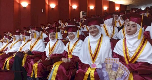 SPIDI Maros Wisudahkan 122 Siswa, 9 Diantaranya Tahfiz Alqur&#8217;an