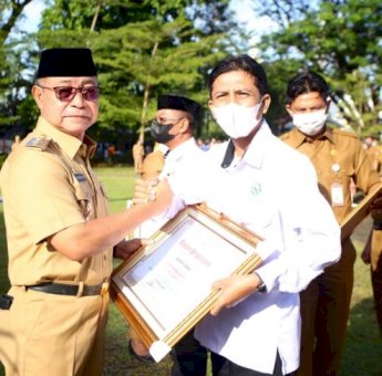 10 Sekolah di Gowa Terima Anugerah Adiwiyata 2021