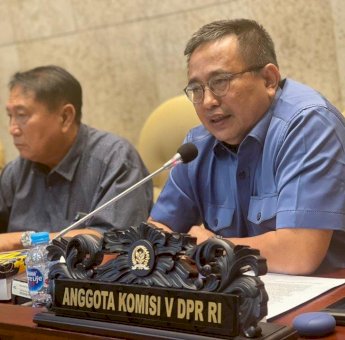 Rapat Kerja Kemenhub, Anggota Komisi V DPR Muhammad Fauzi Pertanyakan Tragedi KM Ladang Pertiwi