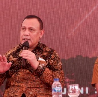 Desa Adalah &lsquo;Miniatur&rsquo; Indonesia, Gubernur Andi Sudirman Dukung Pembentukan Percontohan Desa Antikorupsi