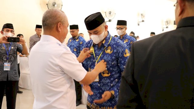 48 Calon Pegawai Negeri Sipil ( CPNS) Formasi Umum Tahun 2021 Kabupaten Luwu Timur mengikuti Pelatihan Dasar (Latsar) di aula Hotel Sikumbang, Rabu (08/06/2022).