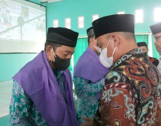 Bupati Luwu Timur Lepas 73 Jamaah Calon Haji