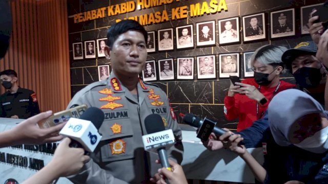 Kabid Humas Polda Metro Jaya Kombes Pol Endra Zulpan, saat memberi keterangan Persnya. (Foto: Wahyu Widodo/Republiknews.co.id)