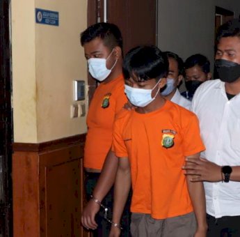 Tak Sampai 12 Jam Polisi Bekuk Dua Penodong Karyawan MRT WN Jepang