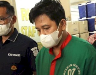 Gitaris Band Kahitna Diputuskan Jalani Rehabilitasi