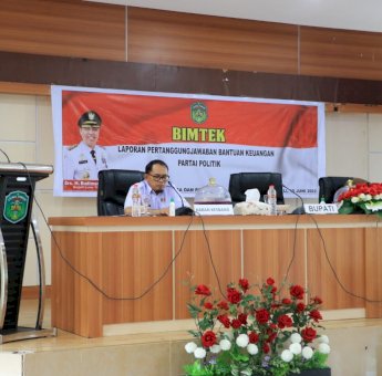 Sekda Luwu Timur Buka Bimtek LPJ Bantuan Keuangan Partai Politik
