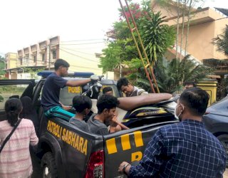 Resmob Den Gegana Polda Sulsel, Ringkus Enam Orang Begal di Rumah Kosong