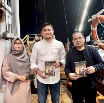 Gerakan Sejuta Masker Bupati Gowa Jadi Topik di Buku Catatan Covid-19 Dokter Koboi