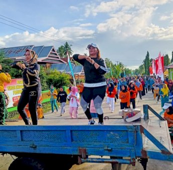 Seru! Senam Sehat di Desa Lompulle Soppeng Diikuti Ratusan Warga