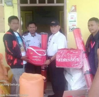 Warga Lengkong Luwu Sampaikan Terima Kasih atas Kepedulian Gubernur Andi Sudirman ke Korban Terdampak Angin Puting Beliung