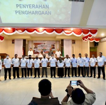 Luwu Utara Masuk 50 Kabupaten Maju di Indonesia, Camat dan Kades Terima Penghargaan