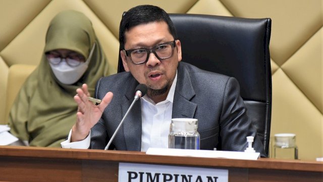 Ketua Komisi II DPR RI Ahmad Doli Kurnia Tandjung, saat memimpin Rapat Kerja Panja RUU Pembentukan Tiga Provinsi di Papua, di Gedung Nusantara, Senayan, Jakarta, Rabu (22/6/2022) malam. (Istimewa)