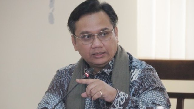 Komisioner Ombudsman RI Yeka Hendra Fatika, saat menerima kunjungan audiensi dengan Komite Anak Muda Pemantau Pengadaan Barang dan Jasa (PBJ), Rabu (22/6/2022). (Istimewa)