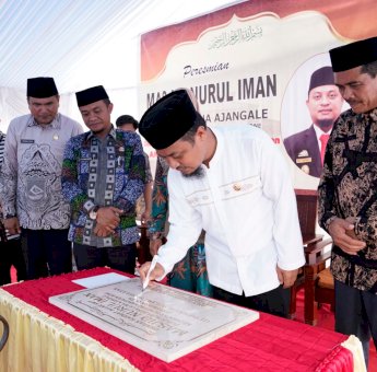Dapat Kucuran Hibah Rp400 Juta, Masjid Nurul Iman Bone Diresmikan Gubernur Sulsel