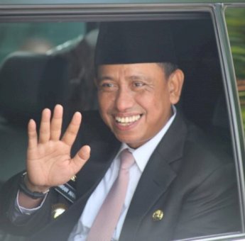 Bupati Wajo Raih Penghargaan The Best Goverment di Nusantara Golden Awards 2022