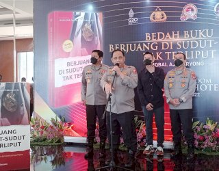 Akpol Angkatan 96 Launching Buku ‘Berjuang di Sudut-sudut Tak Terliput’