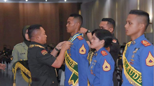 KSAD Jenderal TNI Dudung Abdurachman pada Upacara Tupdik AKMIL 2021/2022. (Ist)