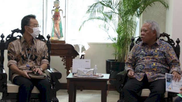 Menteri PUPR Basuki Hadimuldjono, saat menerima perwakilan Japan International Cooperation Agency (JICA) Takehiro Yasio, Rabu (29/06/2022). (Istimewa)
