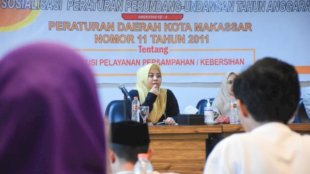 Anggota DPRD Kota Makassar Nunung Dasniar, saat menggelar Temu Konstituen dari daerah pemilihan (dapil) III meliputi Kecamatan Tamalamrea dan Biringkanaya, Jumat (03/06/2022). (Istimewa)