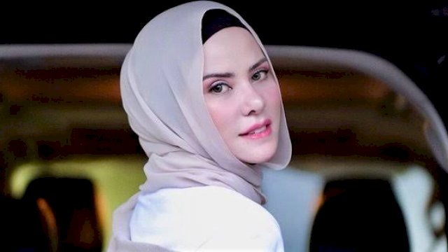 Angel Lelga. (Dream)