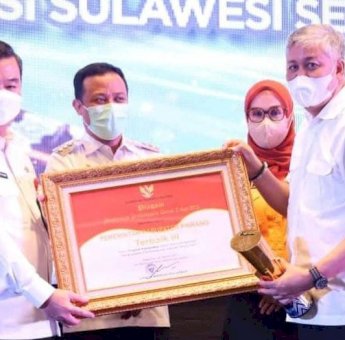 Pinrang Terbaik III Penghargaan Pembangunan Daerah