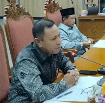 Wakil Ketua DPRD Kotawaringin Timur Minta Pemda Segera Ganti Lampu PJU yang Rusak