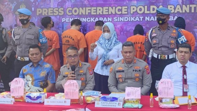 Kabid Humas Polda Banten Kombes Pol Shinto Silitonga, memimpin Press Confrence peredaran sabu dari jaringan Internasional, Jumat (01/07/2022). (Istimewa)