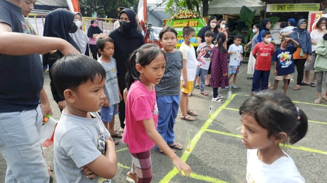 Anak-anak meriahkan HUT Bhayangkara ke-76 di Polsek Palmerah Jakbar, Sabtu (02/07/2022). (Istimewa)