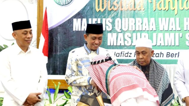 Penamatan ke-50 Hafidz-hafidzah melalui Wisuda Tahfidzul Qur’an yang digelar di Gedung Darmawan, Pondok Pesantren As'adiyah, Ahad (03/07/2022). (Istimewa)