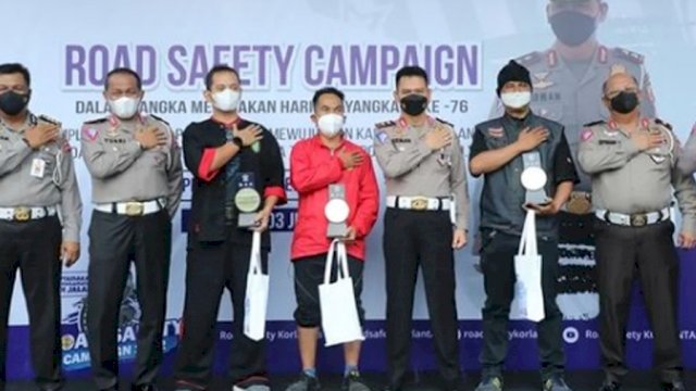 Kakorlantas Polri Irjen Pol Firman Santyabudi, saat membuka Road Safety Campaign di CFD Jakarta, Minggu (03/07/2022). (Istimewa)