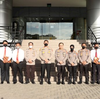 80 Personel Polres Metro Jakbar Berprestasi Dapat Reward Dari Kapolres