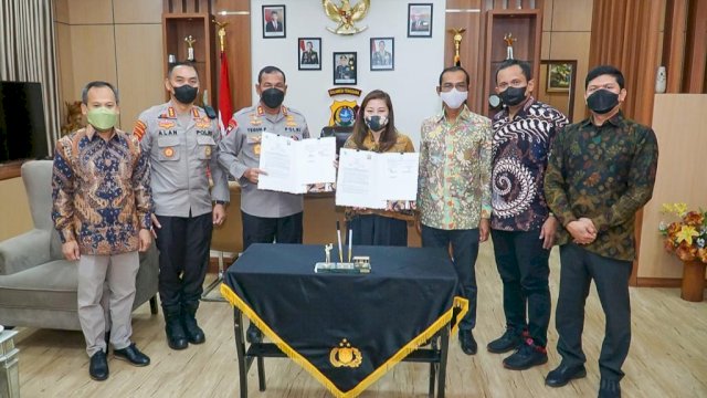Pertemuan dan penandatanganan nota kesepahaman antara CEO PT Vale Febriany Eddy, dengan Kapolda Sultra Irjen Pol Teguh Pristiwanto. (Istimewa)