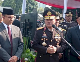 Kapolda Metro Jaya dan Gubernur DKI Jakarta Ikuti Upacara Hari Bhayangkara ke-76 Secara Virtual