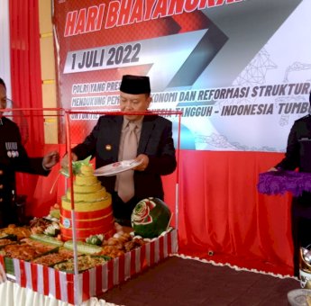 HUT Bhayangkara Ke-76, Bupat Basli Ali Titip Pesan ke Polres Selayar