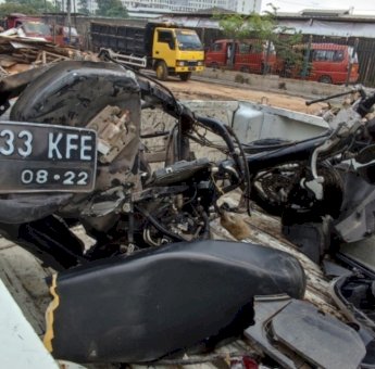 Motor Terseret Kereta Api Bekasi Sejauh Dua Kilometer, Pengendara Selamat