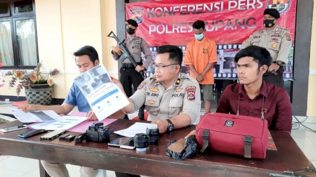 Foto: Kasat Reskrim IPTU Lufthi Darmawan Aditya saat menggelar konferensi pers, Kamis (7/7/2022).