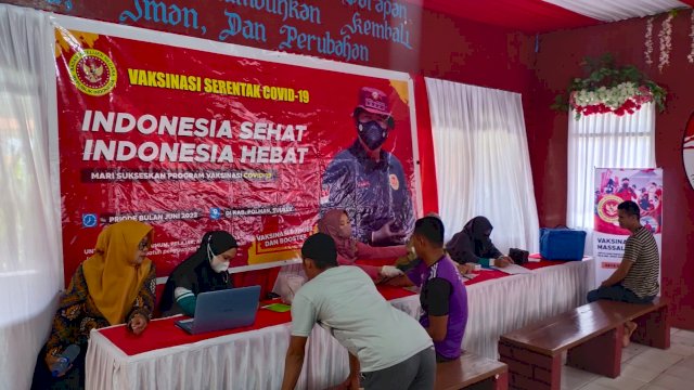 Vaksinasi BIN Sulbar Sasar Warga Binaan Lapas Polman.(Foto: Aco)