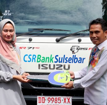 Bupati Luwu UtaraTerima Satu Unit Truk Bantuan CSR Dari Bank BPD