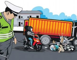 Gagal Nyalip, Pengendara Motor Tewas Terlindas Truk