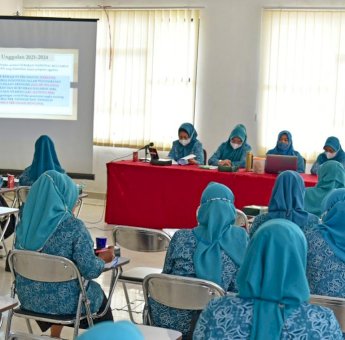 Wakili PKK Sulsel, Amelia Pimpin Rapat Penyamaan Persepsi Tugas dan Fungsi Gerakan PKK Sulsel