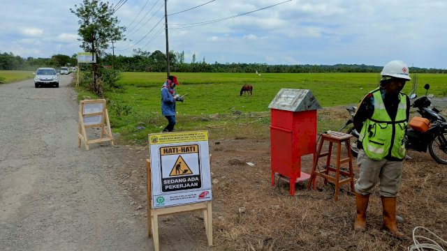 Pengerjaan Ruas Jalan Burung-burung - Bili-bili. (Istimewa)