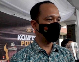 Curi Uang Rp310 Juta, Empat Pelaku Modus Ban Gembos di Bogor Dibekuk