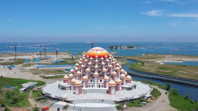 Masjid Kubah 99 Asmaul Husna Kota Makassar. (Istimewa)