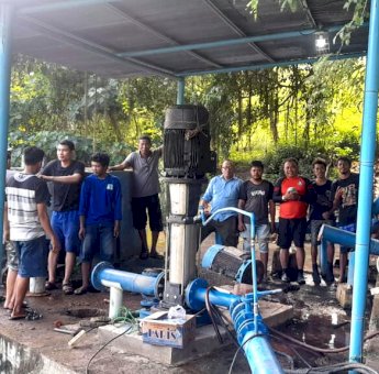Upaya Memaksimalkan Pelayanan, PDAM Selayar Lakukan Perbaikan Pompa Isap di Topa