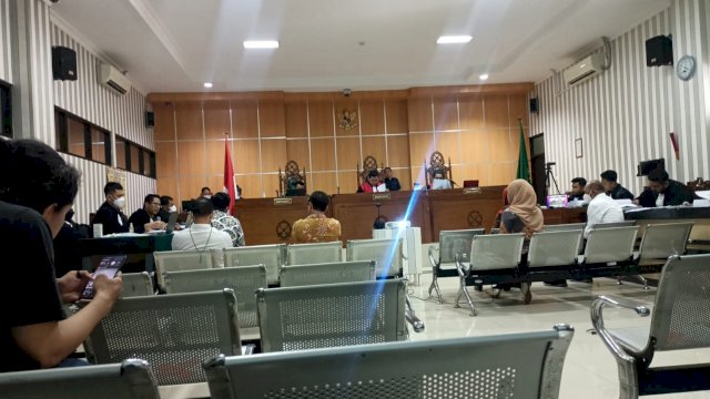 Suasana Perisidang kasus Korupsi Bupati Penajam Paser Utara (PPU) Abdul Gafur Mas'ud (AGM) di Pengadilan Tipikor Kota Samarinda, Rabu (20/07/2022). (Foto: Kurniawan/Republiknews.co.id)