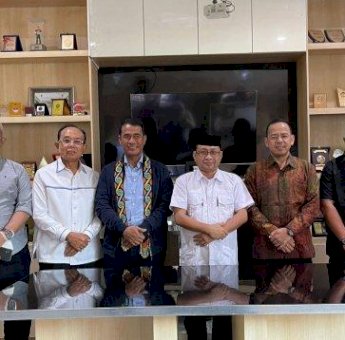 Jadi Pembicara di Uniba, Ketum IKA Unhas Amran Sulaiman: IKN Akan Jadi Episentrum Ekonomi Dunia