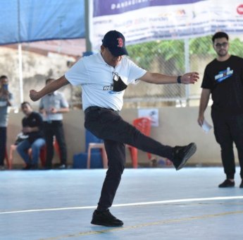 Buka Turnamen Futsal HUT ke-98 PDAM Makassar, Beni Iskandar Ingatkan Pentingnya Sportivitas